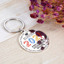 Load image into Gallery viewer, Class of 2021 Graduation Gifts Keychain for Him Her 2021 Inspirational Gifts for Boys Girls Son Daughter Friends Sisters Brothers High School College Graduates Nurse Students Teenagers from Mom Dad