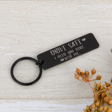 Load image into Gallery viewer, Husband Keychain Birthday Gift For Husband Wife Boyfriend Girlfriend Fiance Couple Keychains Jewelry Couple Birthday Christmas Wedding Anniversary Valentines Gifts I Love You Keyring Black