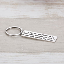 Load image into Gallery viewer, Leader Gift Appreciation Keychain for Colleague Boss Manager Supervisor Goodbye Farewell Going Away Gift for Mentor Boss Day Birthday Retirement Keychain Retirement Boss Presents Office Gifts