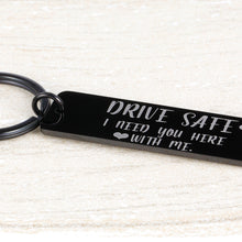 Load image into Gallery viewer, Husband Keychain Birthday Gift For Huaband Wife Boyfriend Girlfriend Fiance Couple Keychains Jewelry Couple Birthday Christmas Wedding Anniversary Valentines Gifts I Love You Keyring Black
