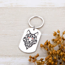 Load image into Gallery viewer, Fashion Wolf Keychain Inspirational Dog Tag Wolf Lover Fans Never Give up Jewelry Gifs Birthday Keyring Presents for Friend Teen Son Daughter Hubby Soldier Teammate Christmas Graduation
