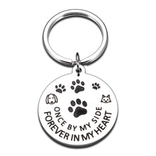 Load image into Gallery viewer, Pet Memorial Gifts Keychain for Dog Cat Passed Away Loss of Pet Sympathy Gifts for Men Women Girls Boys Kids Pet Lovers Cat Dog Remembrance Gifts Forever in My Heart Pet Commemorate Keyring Tribute

