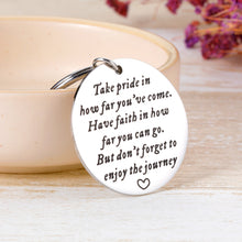 Load image into Gallery viewer, Insirational College Graduation Gifts Keychain for Her Him Class of 2021 Graduation Keychain for Boys Girls Best Friends High School Seniors Students Back to School Gifts for Sons Daughters
