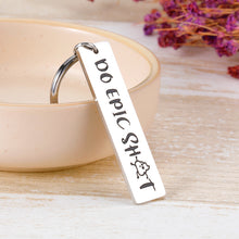 Load image into Gallery viewer, Graduation Keychain for Men Women 2021 Graduation Gifts for Best Friend Boys Girls High School College Graduation Key Chain Gifts for Sons Daughters from Dad Mom
