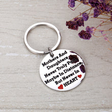 Load image into Gallery viewer, Daughter Keychain Keyring Inspirational Family Gifts from Mom Dad Father Mother for Daughter Son Women Girls Granddaughter Grandson Her Sentimental Keychain Birthday Graduation Gifs Keyring
